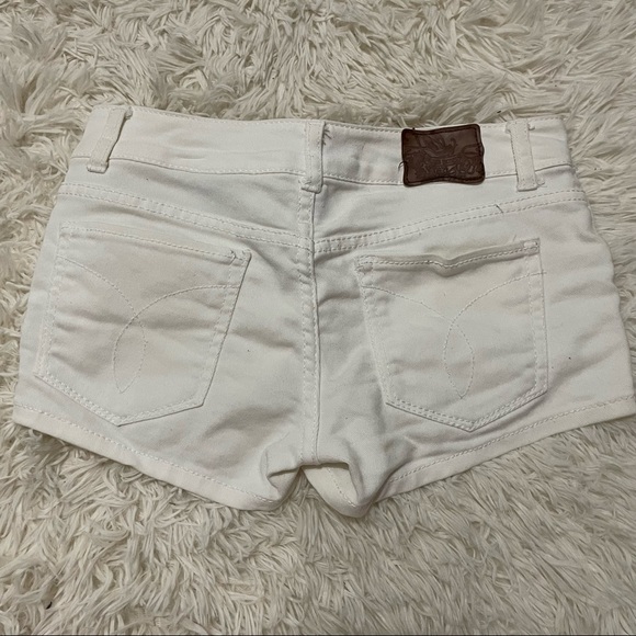 Shorts - Picture 4 of 4